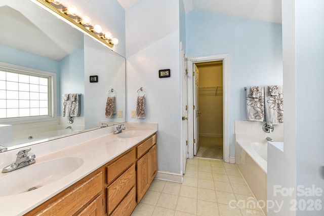 1050 Enderbury Drive, Indian Trail, NC 28079