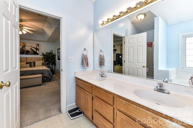 1050 Enderbury Drive, Indian Trail, NC 28079