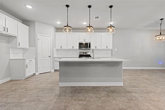 216 Elianne Lace Court, Conroe, TX 77318