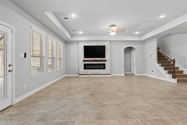 216 Elianne Lace Court, Conroe, TX 77318