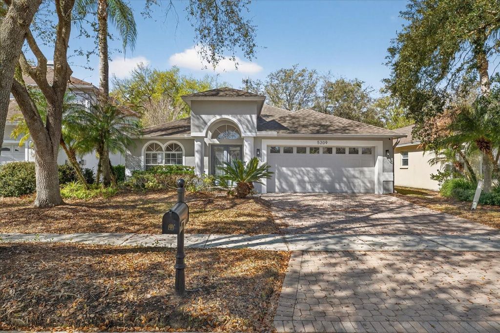 5209 ABBEY PARK AVENUE, Tampa, FL 33647