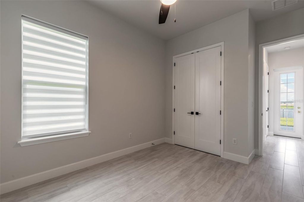 Image 20 of property listing at 321 AQUAMARINE WAY, Daytona Beach, FL 32124