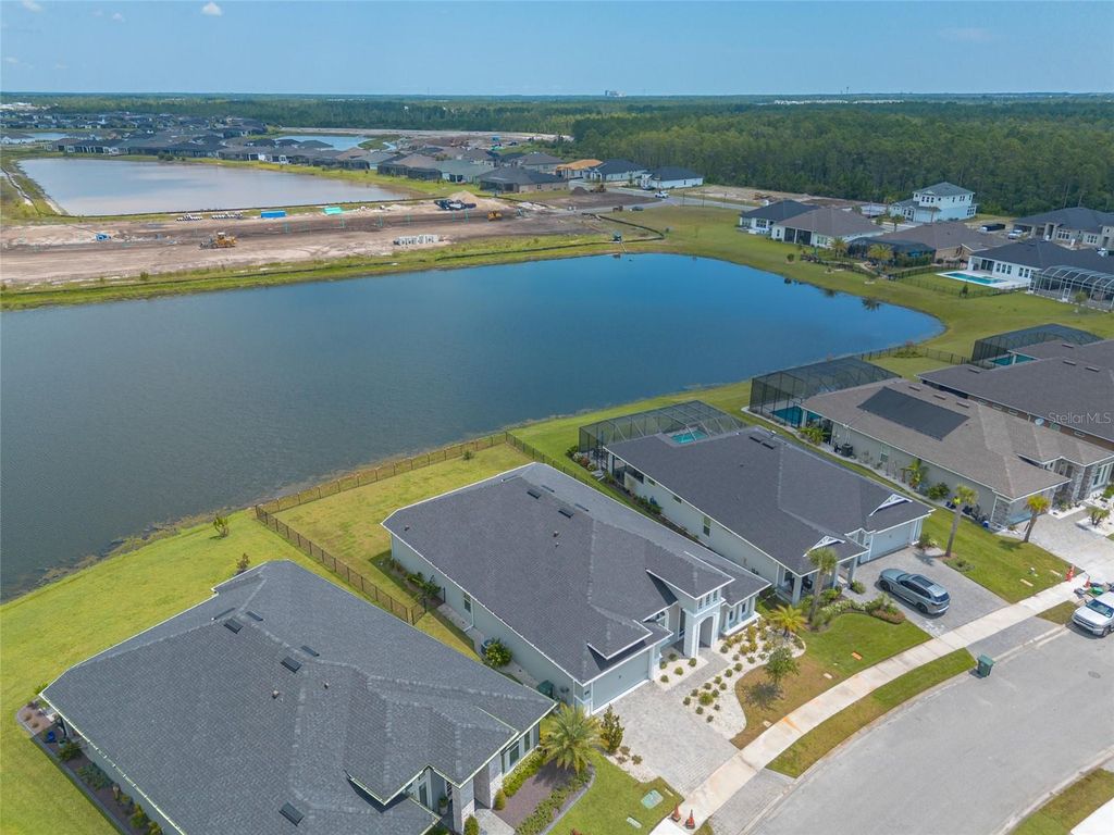 Image 29 of property listing at 321 AQUAMARINE WAY, Daytona Beach, FL 32124