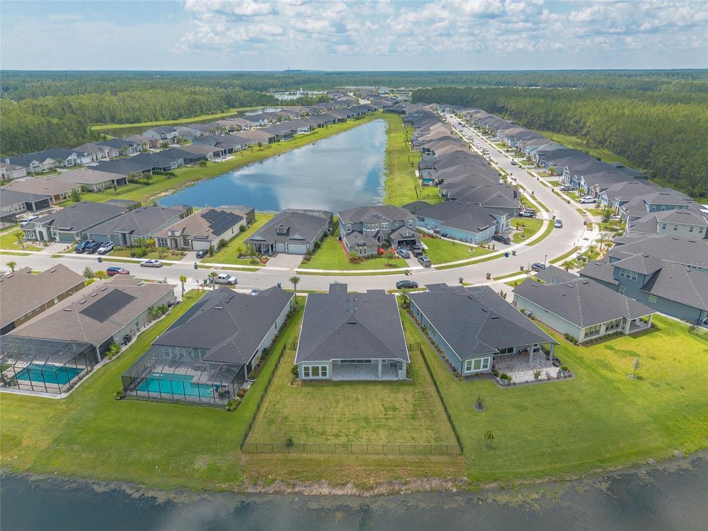 Image 30 of property listing at 321 AQUAMARINE WAY, Daytona Beach, FL 32124