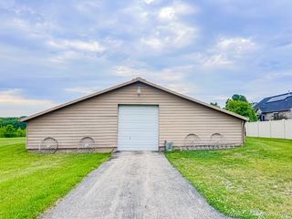 170 Montgomery Road, Montgomery, IL 60538