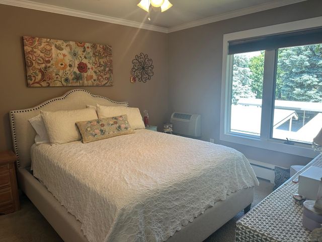 340 Concord Place 3, Bloomfield Hills, MI 48304