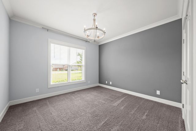 731 Farmington Dr, Lebanon, TN 37087