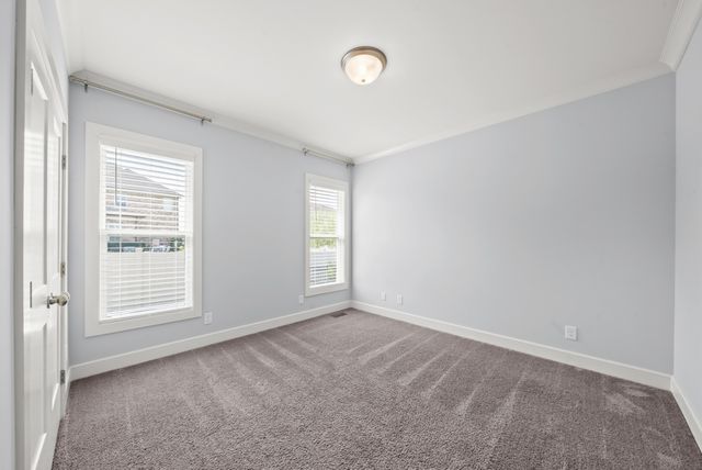 731 Farmington Dr, Lebanon, TN 37087