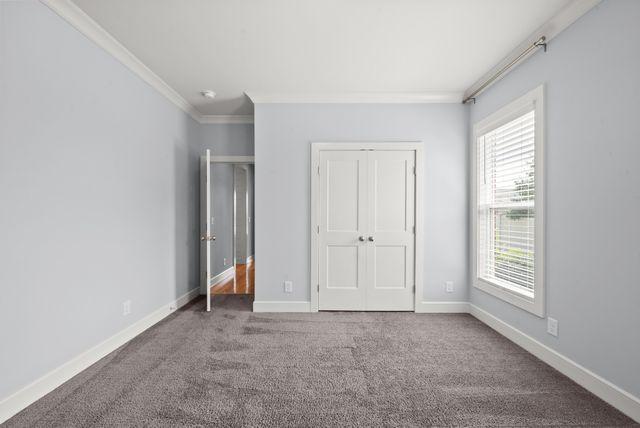731 Farmington Dr, Lebanon, TN 37087