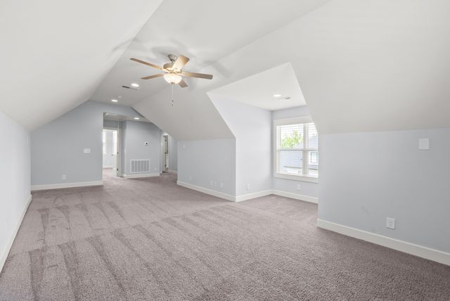731 Farmington Dr, Lebanon, TN 37087