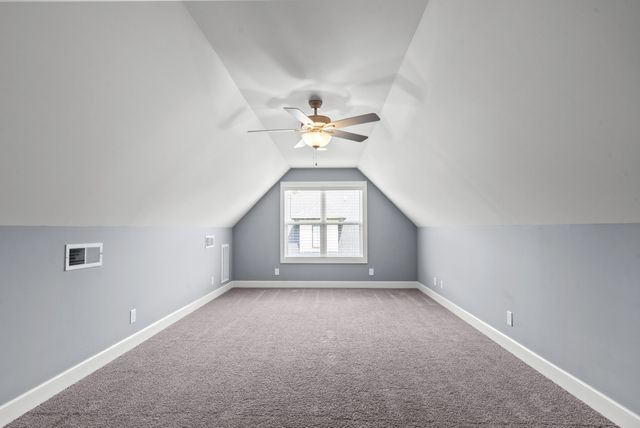 731 Farmington Dr, Lebanon, TN 37087