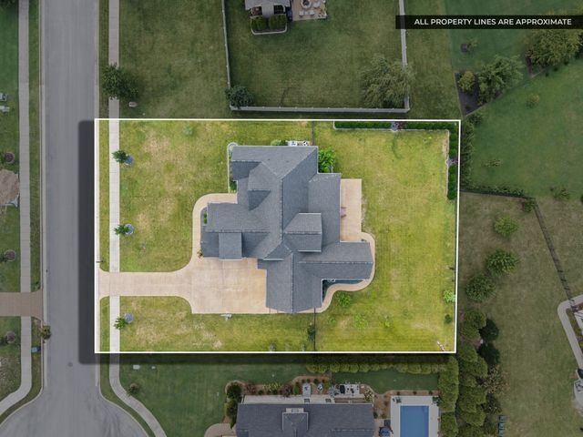 731 Farmington Dr, Lebanon, TN 37087