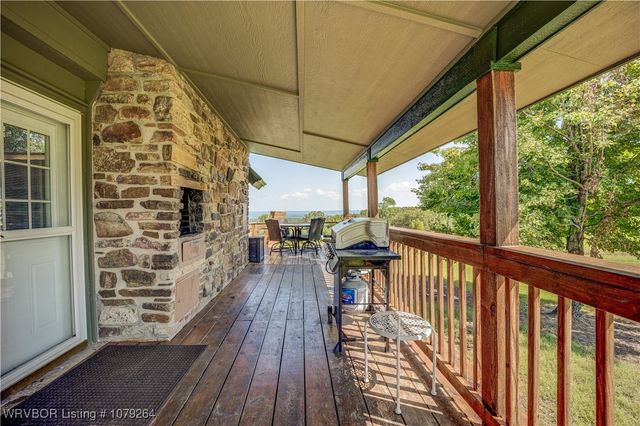 2514 Harmony Road, Alma, AR 72921