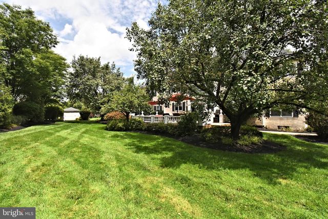 102 CHANNELHOUSE RD, North Wales, PA 19454