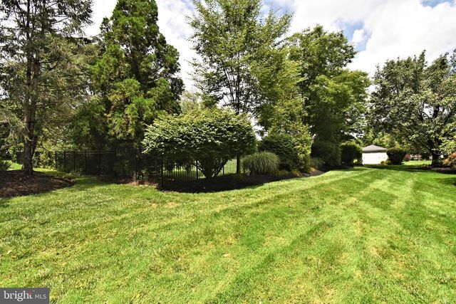 102 CHANNELHOUSE RD, North Wales, PA 19454