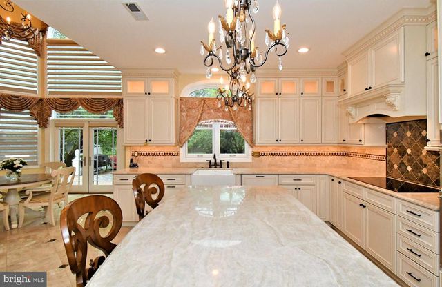 102 CHANNELHOUSE RD, North Wales, PA 19454