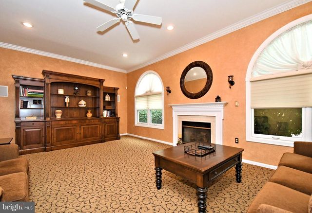 102 CHANNELHOUSE RD, North Wales, PA 19454