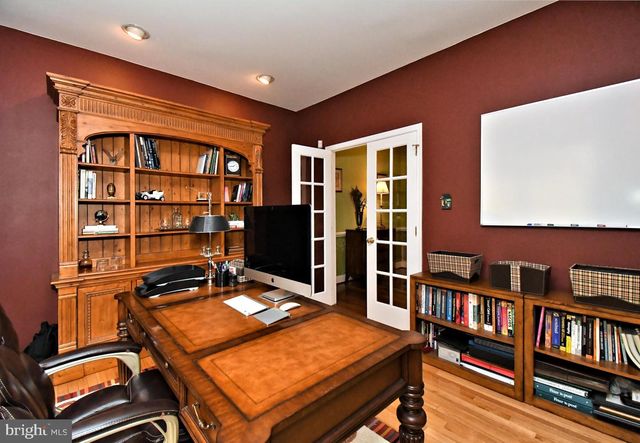 102 CHANNELHOUSE RD, North Wales, PA 19454