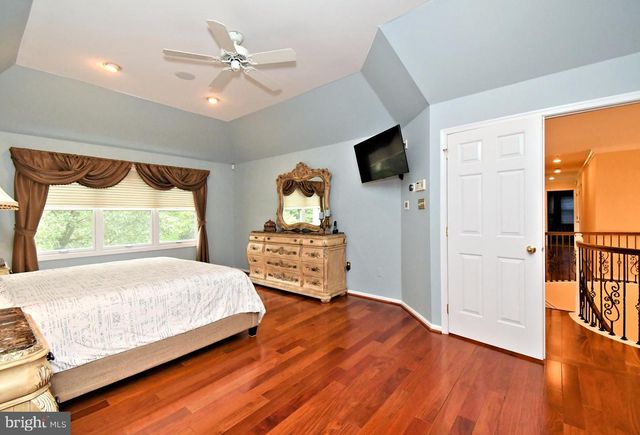 102 CHANNELHOUSE RD, North Wales, PA 19454