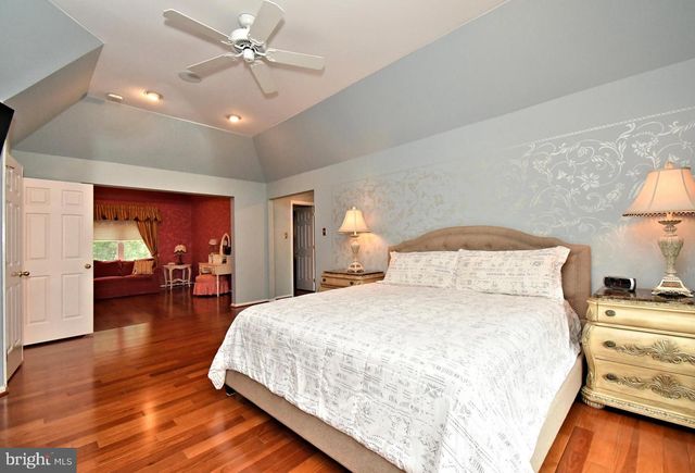 102 CHANNELHOUSE RD, North Wales, PA 19454