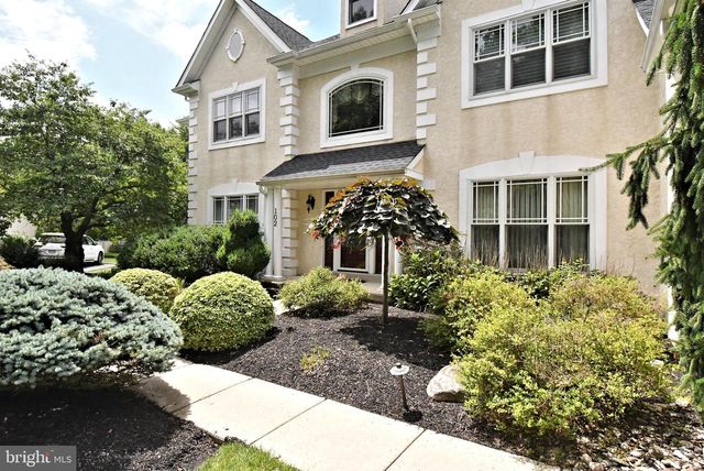 102 CHANNELHOUSE RD, North Wales, PA 19454