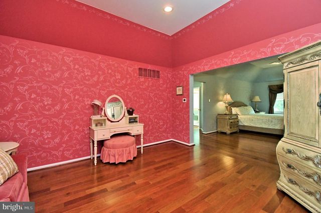 102 CHANNELHOUSE RD, North Wales, PA 19454