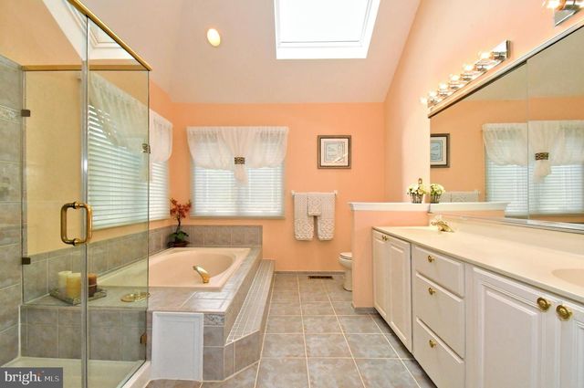 102 CHANNELHOUSE RD, North Wales, PA 19454