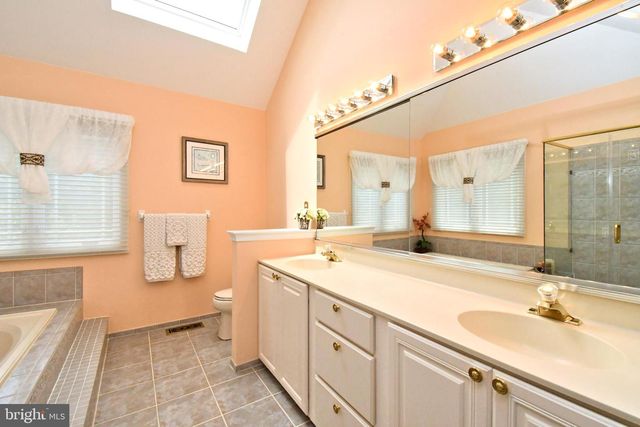 102 CHANNELHOUSE RD, North Wales, PA 19454