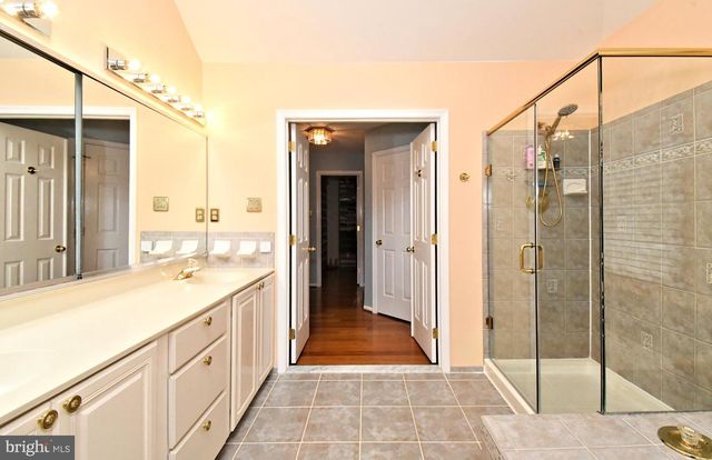 102 CHANNELHOUSE RD, North Wales, PA 19454