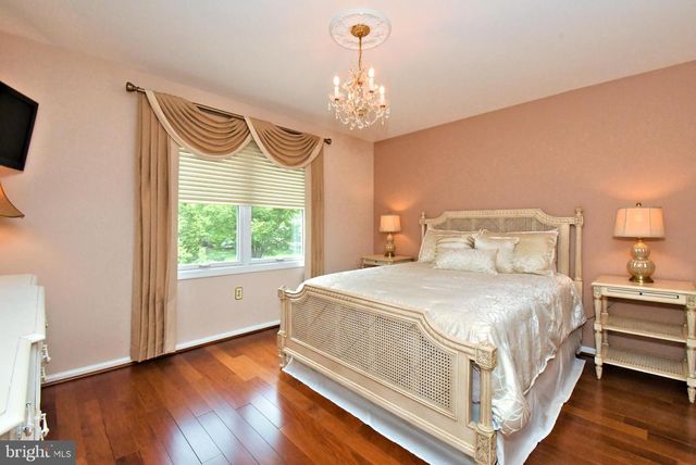 102 CHANNELHOUSE RD, North Wales, PA 19454