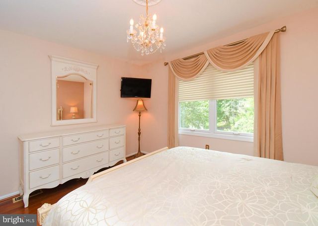 102 CHANNELHOUSE RD, North Wales, PA 19454