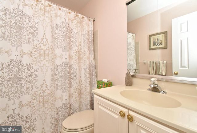 102 CHANNELHOUSE RD, North Wales, PA 19454