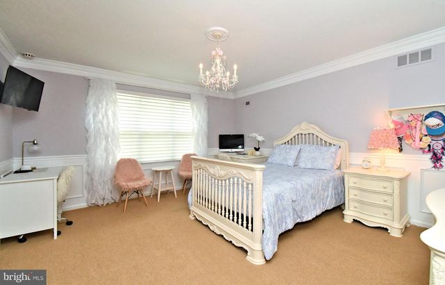 102 CHANNELHOUSE RD, North Wales, PA 19454