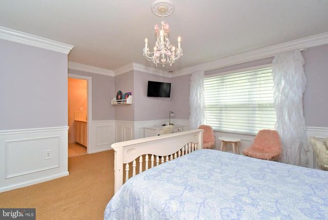 102 CHANNELHOUSE RD, North Wales, PA 19454