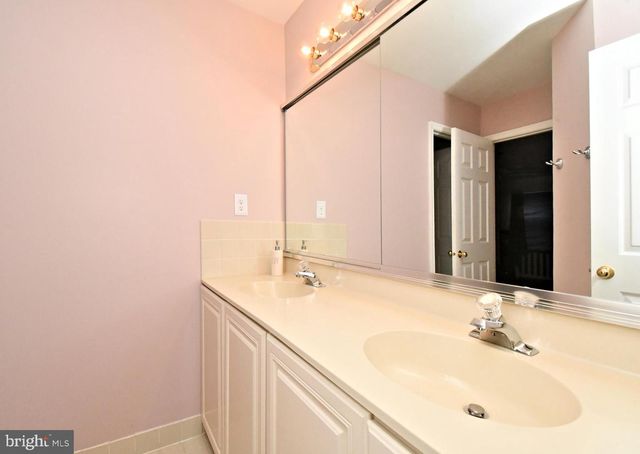 102 CHANNELHOUSE RD, North Wales, PA 19454