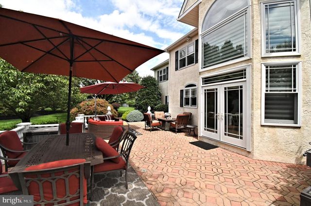 102 CHANNELHOUSE RD, North Wales, PA 19454