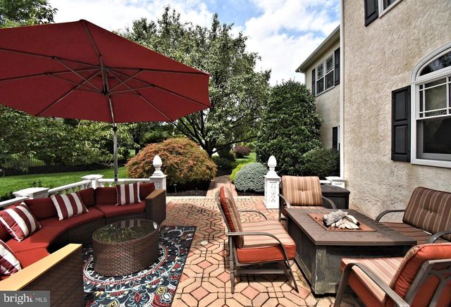 102 CHANNELHOUSE RD, North Wales, PA 19454