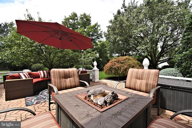 102 CHANNELHOUSE RD, North Wales, PA 19454