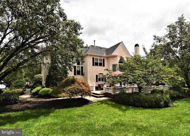 102 CHANNELHOUSE RD, North Wales, PA 19454