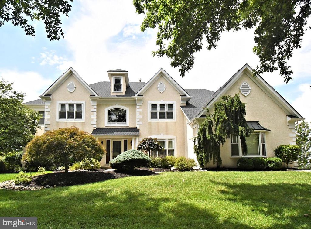 102 CHANNELHOUSE RD, North Wales, PA 19454