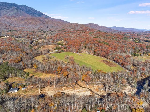 0000 State Hwy 80 S Highway, Burnsville, NC 28714