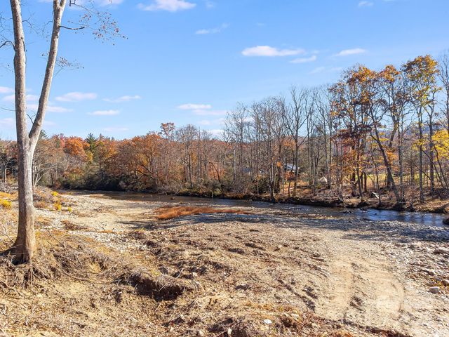 0000 State Hwy 80 S Highway, Burnsville, NC 28714