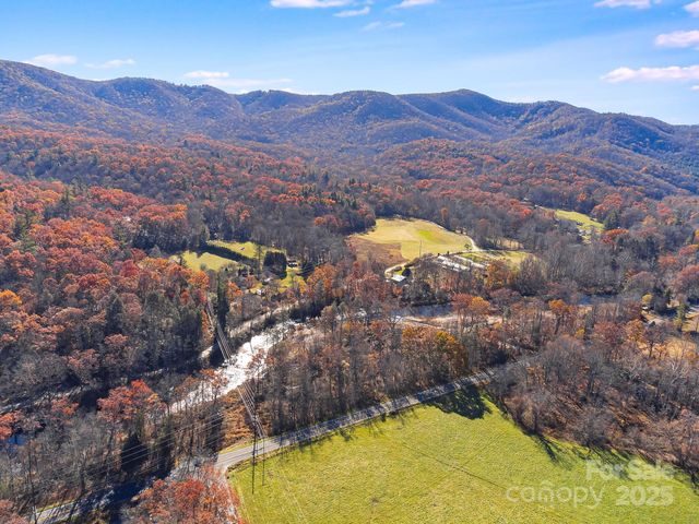 0000 State Hwy 80 S Highway, Burnsville, NC 28714