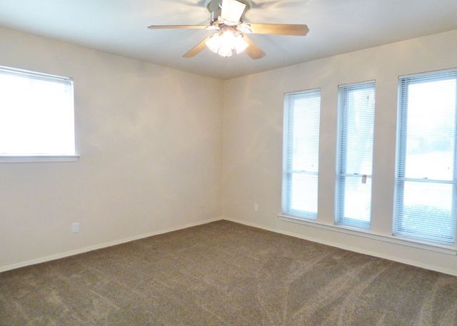 1028 Ridgefield Drive, Plano, TX 75075