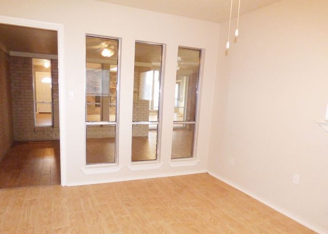 1028 Ridgefield Drive, Plano, TX 75075