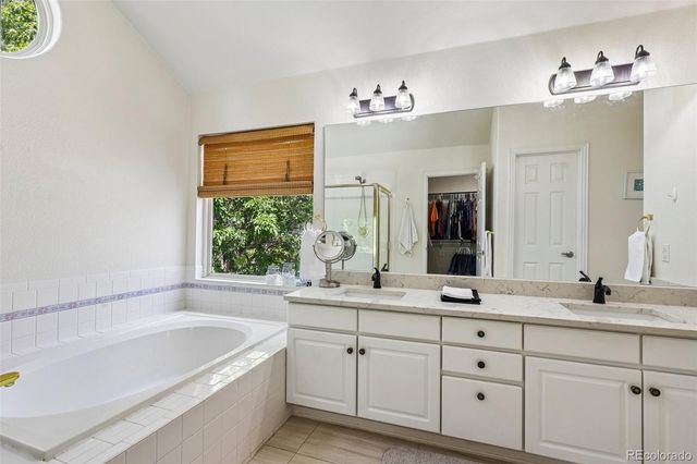 1011 S Valentia Street 95, Denver, CO 80247