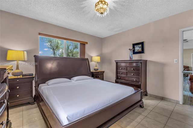 5660 W 13th Ct, Hialeah, FL 33012