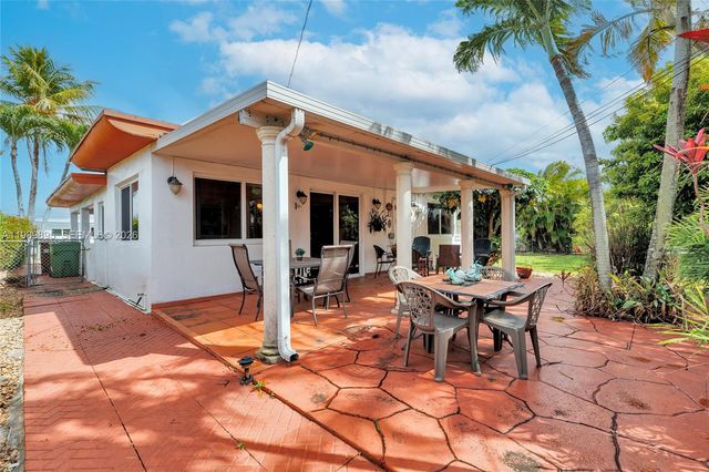 5660 W 13th Ct, Hialeah, FL 33012