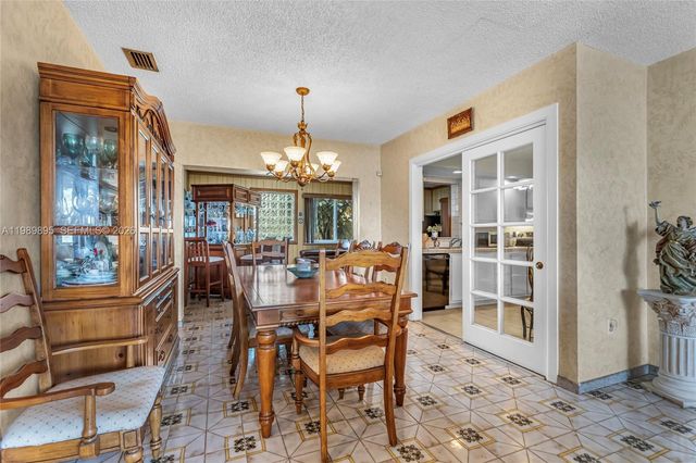 5660 W 13th Ct, Hialeah, FL 33012