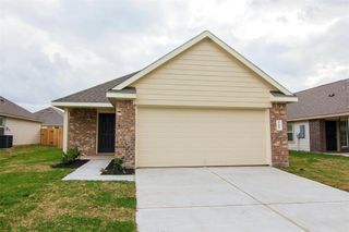 105 Blue Crane Street, Huntsville, TX 77320